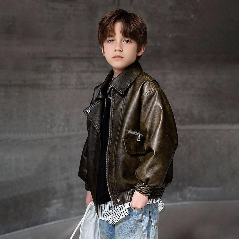 Boys Dark Green Waterproof Win - Streetwear Brand Photography recension och pris