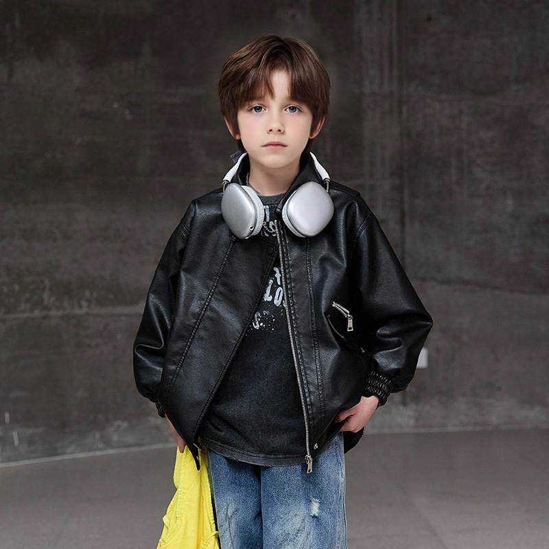 Boys Dark Green Waterproof Win - Streetwear Brand Photography recension och pris