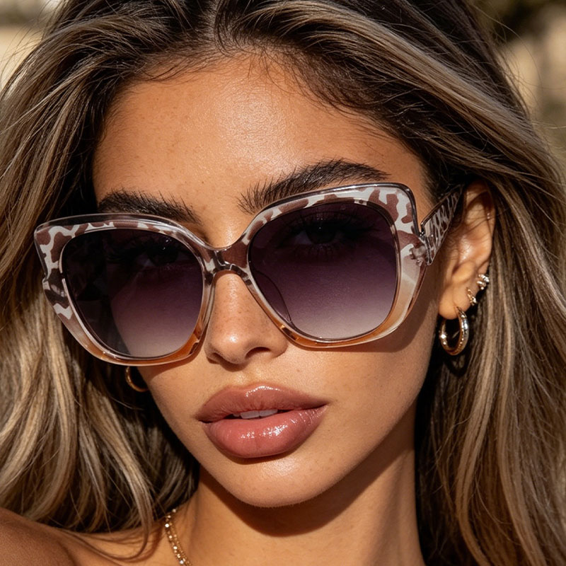 1Pc Niche Trendy Brand Pink Le - Streetwear Brand Photography recension och pris