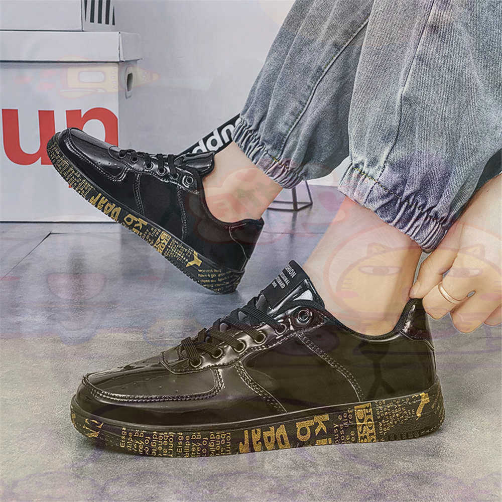 Round Foot Size 45 Sneakers Wh - Streetwear Brand In Uk recension och pris